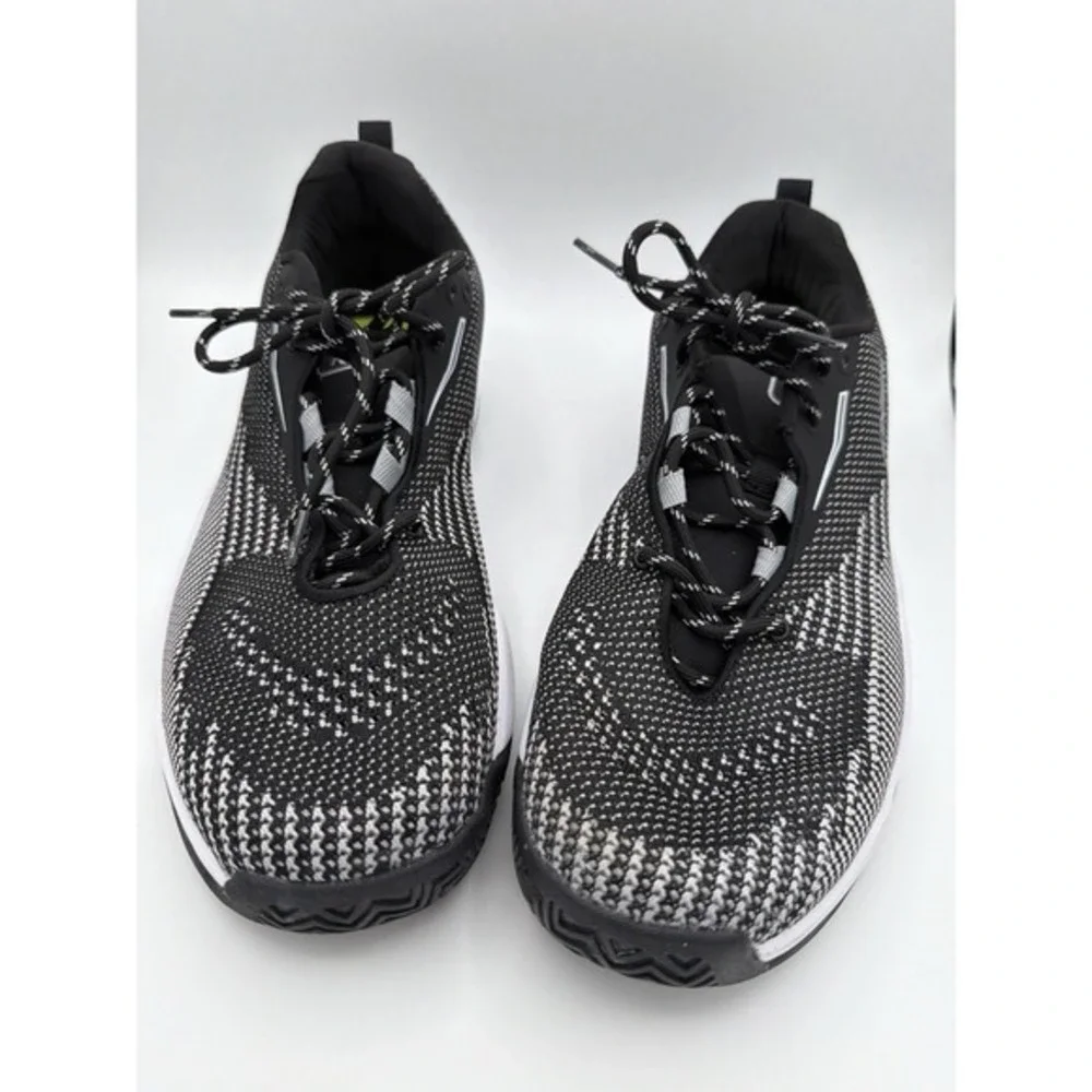 AND1 Men's Basketball Shoes Size 13 Black White Knit Athletic Sneakers.     1594